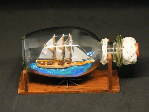 Flaschenschiff buddelschiff - flaschenschiff, in